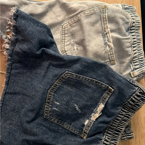 2 Pairs Aerie Daydream Shorts - Picture 2 of 8